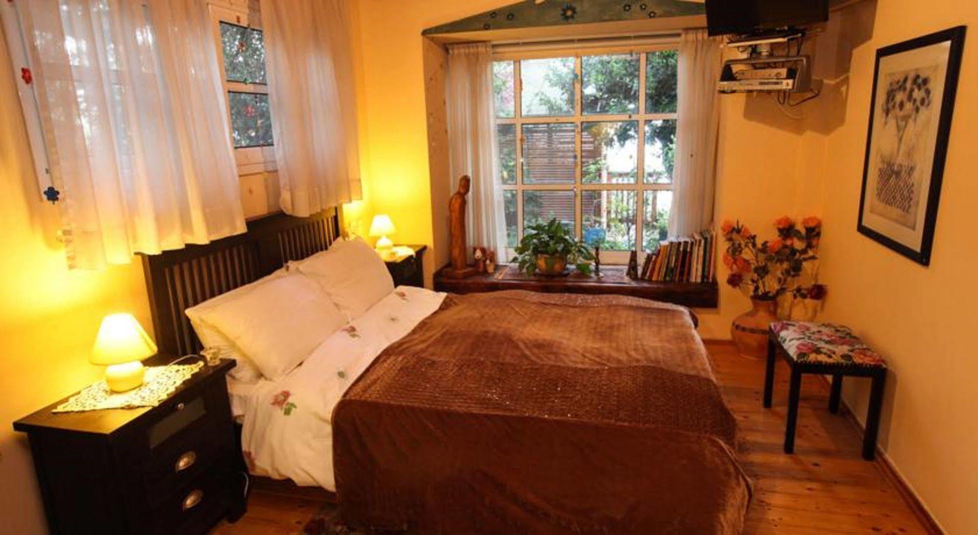Havaya Ba Nof Lodge Rosh Pinna Exterior photo